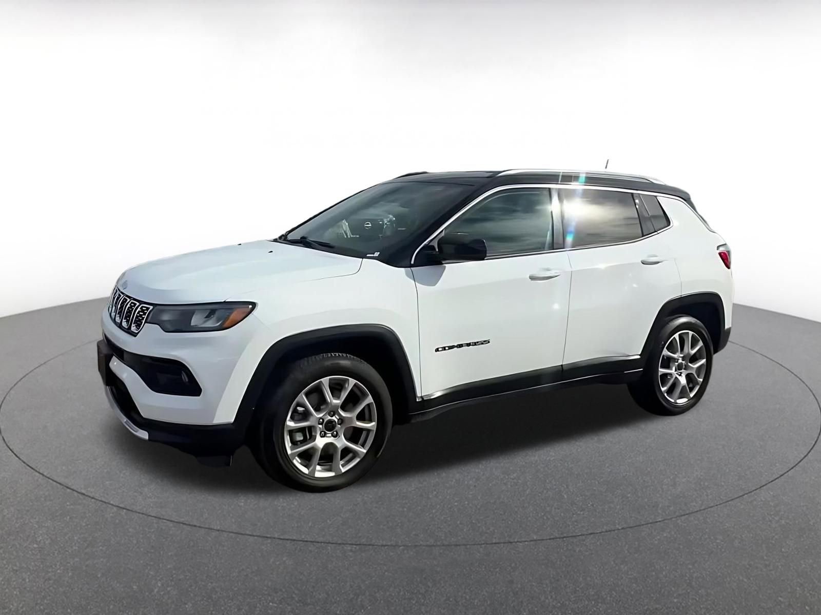 Thumbnail: 2025 Jeep Compass - 7