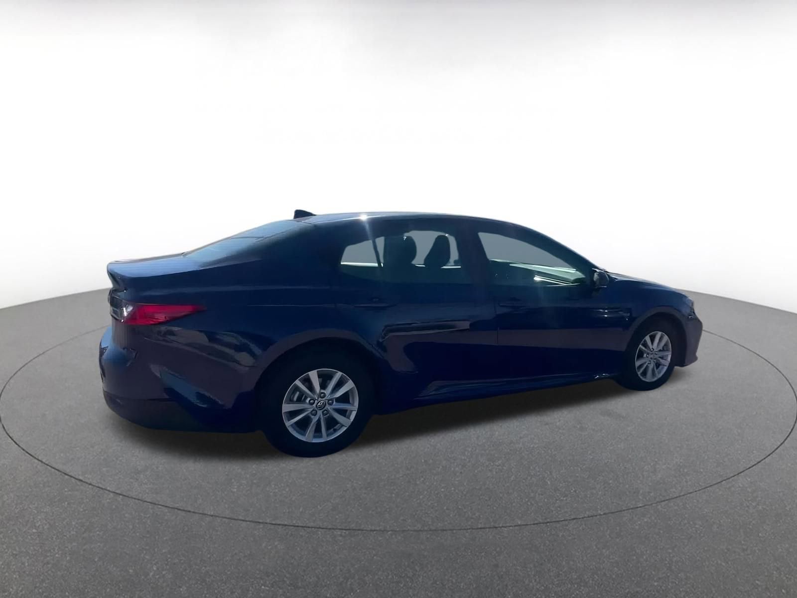 Thumbnail: 2025 Toyota Camry - 15