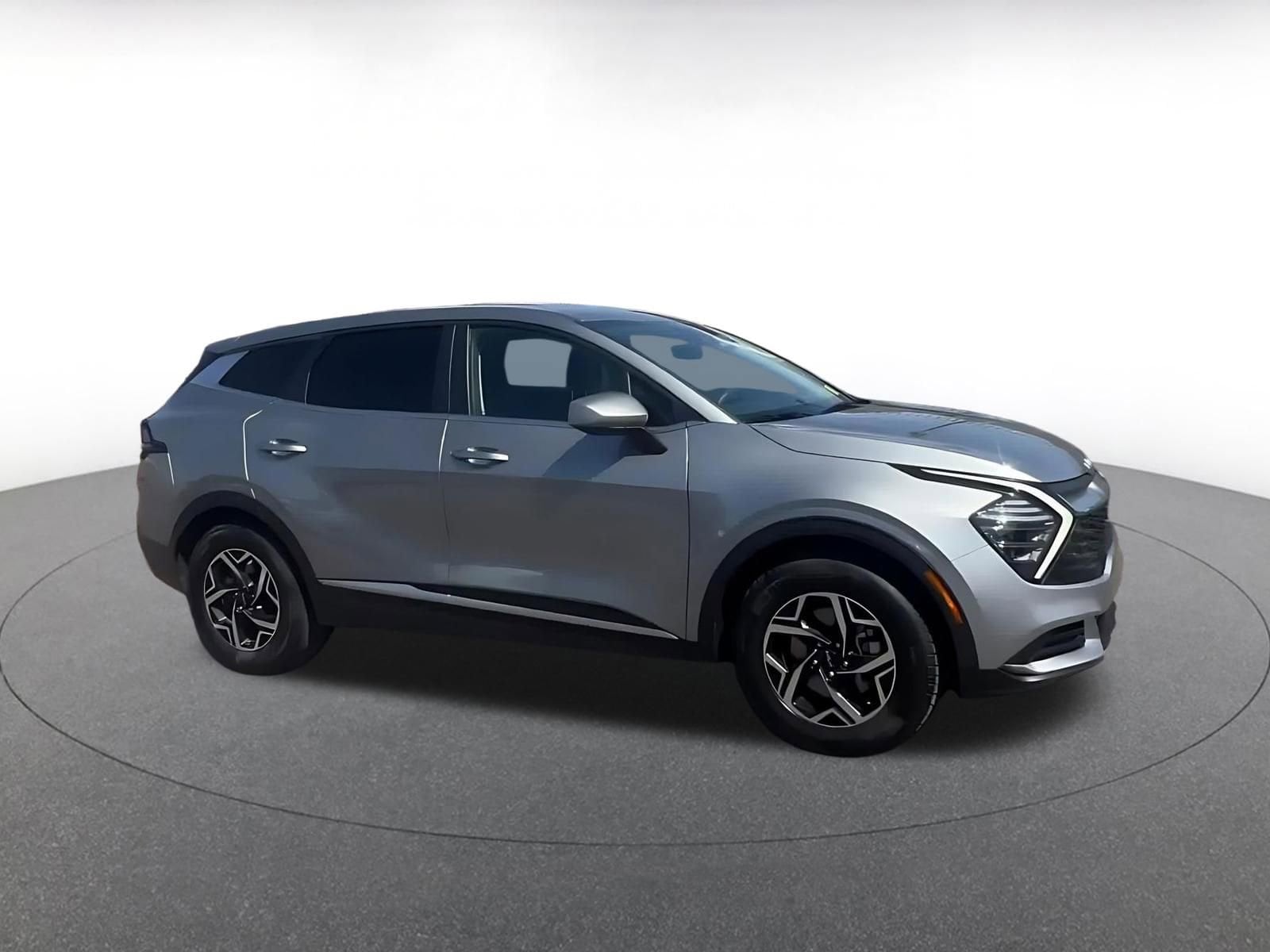 Thumbnail: 2025 Kia Sportage - 2