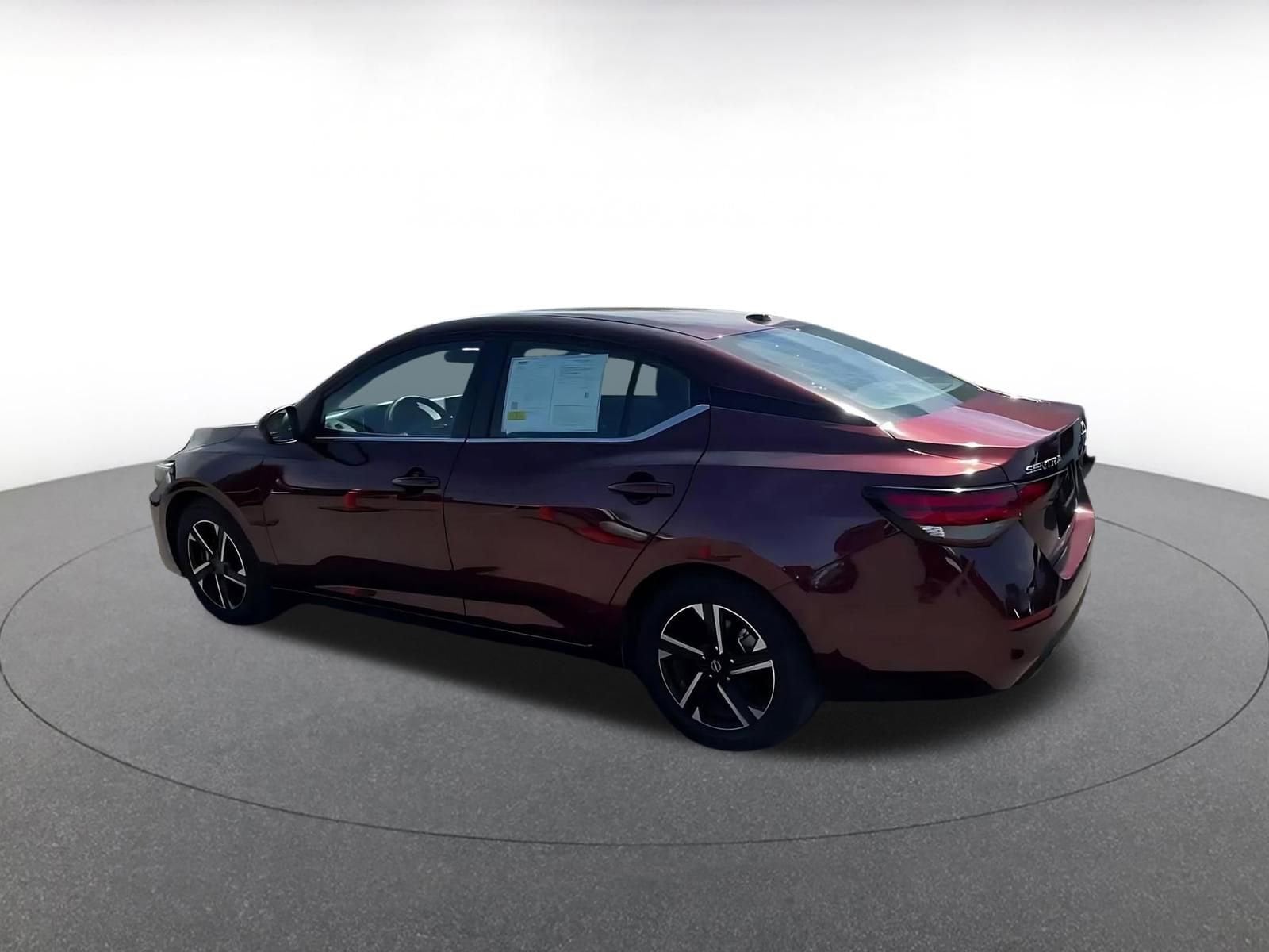 Thumbnail: 2025 Nissan Sentra - 10