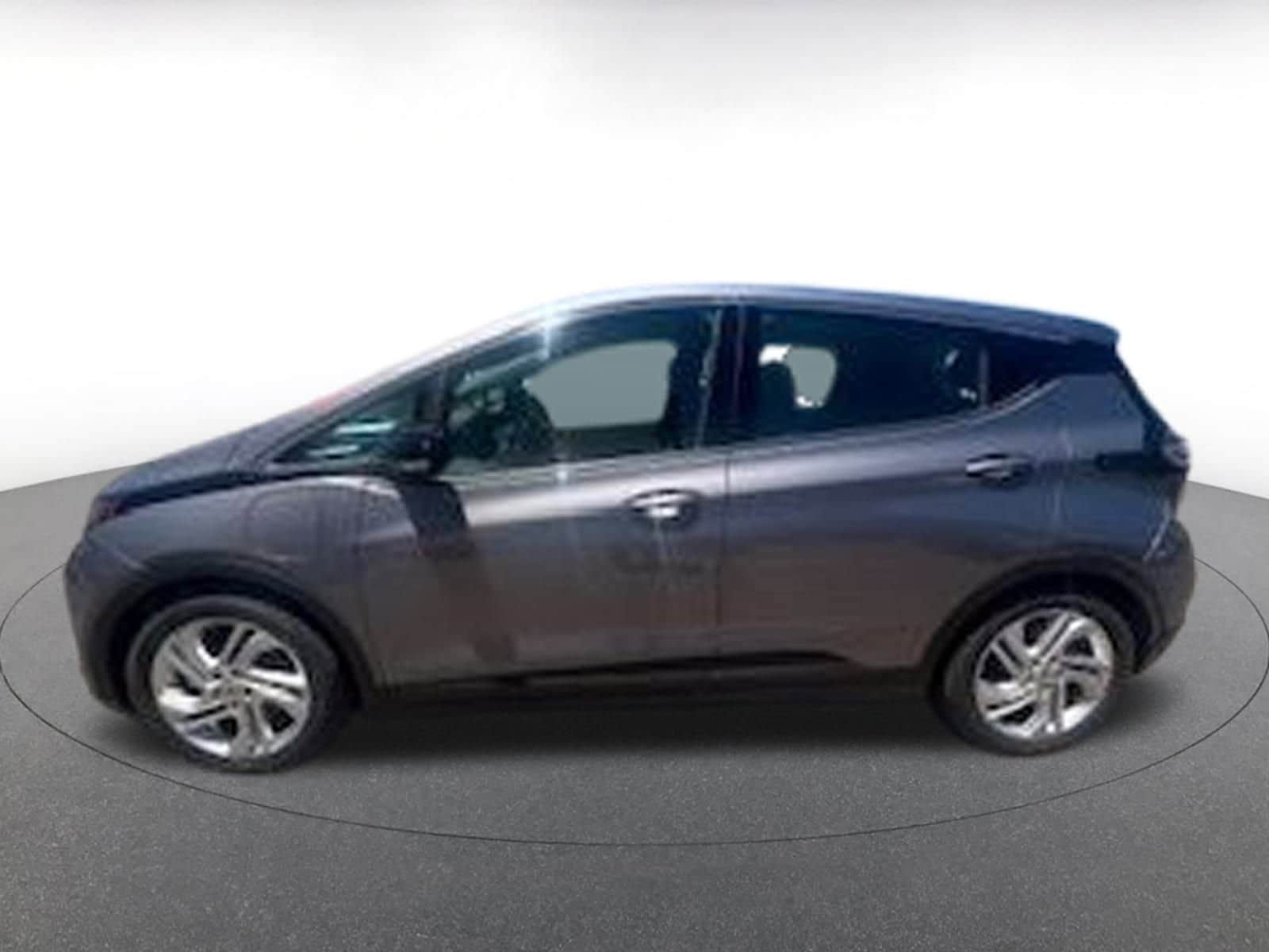 Thumbnail: 2023 Chevrolet Bolt EV - 4