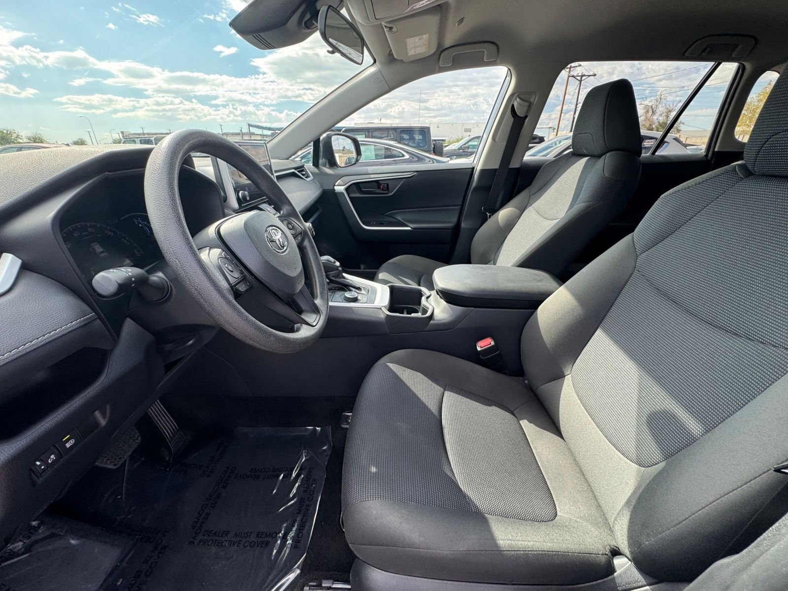 Thumbnail: 2025 Toyota RAV4 - 23