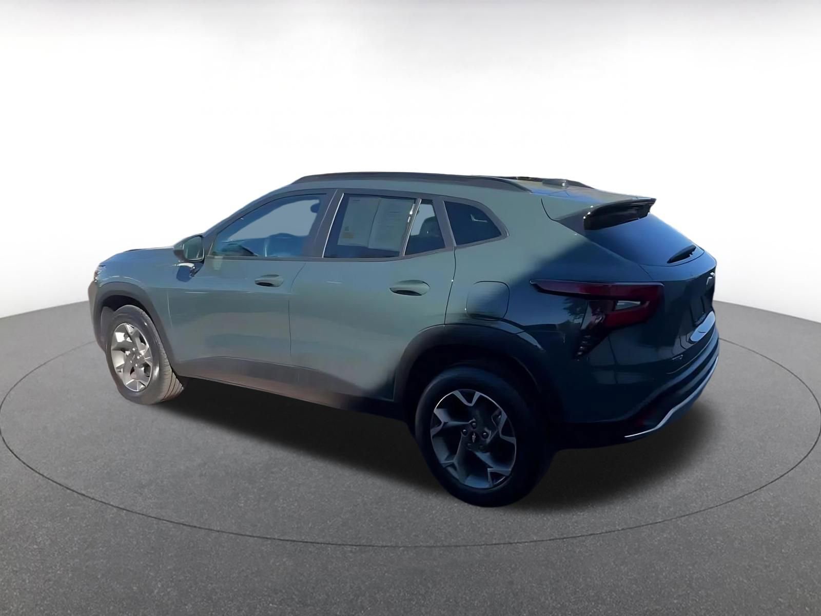 Thumbnail: 2025 Chevrolet Trax - 12