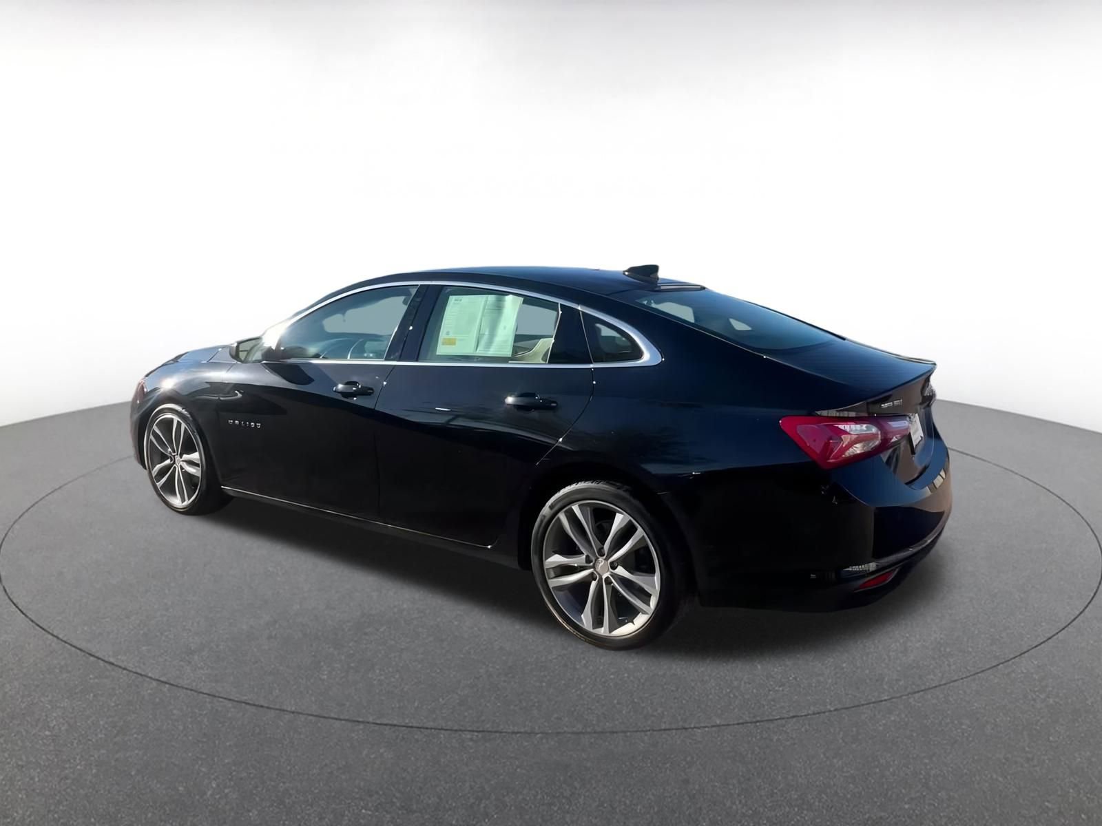 Thumbnail: 2024 Chevrolet Malibu - 11