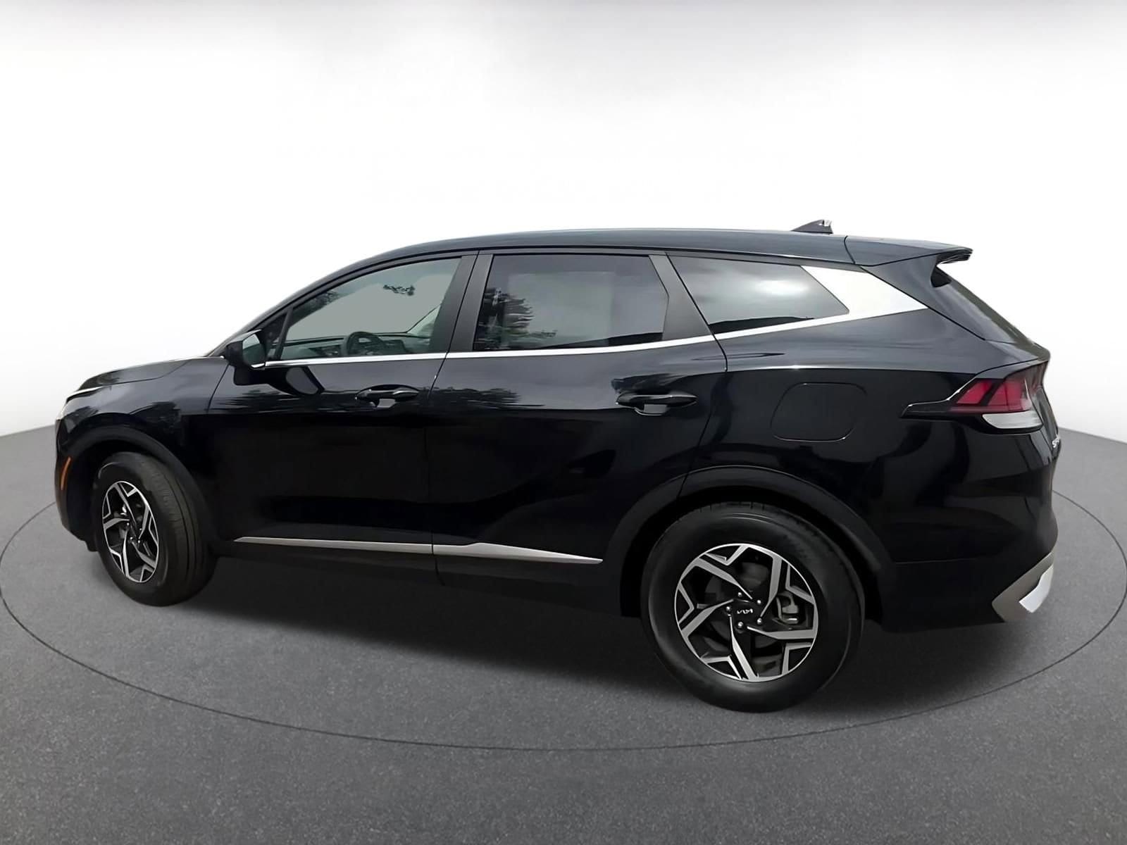 Thumbnail: 2025 Kia Sportage - 10