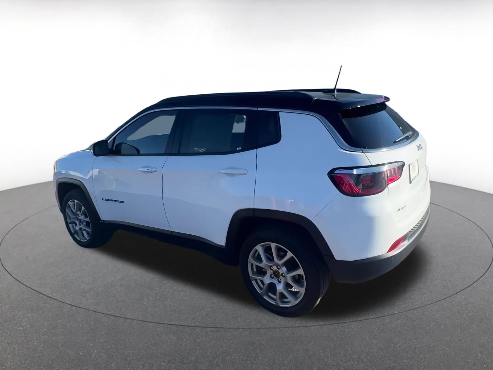 Thumbnail: 2025 Jeep Compass - 10