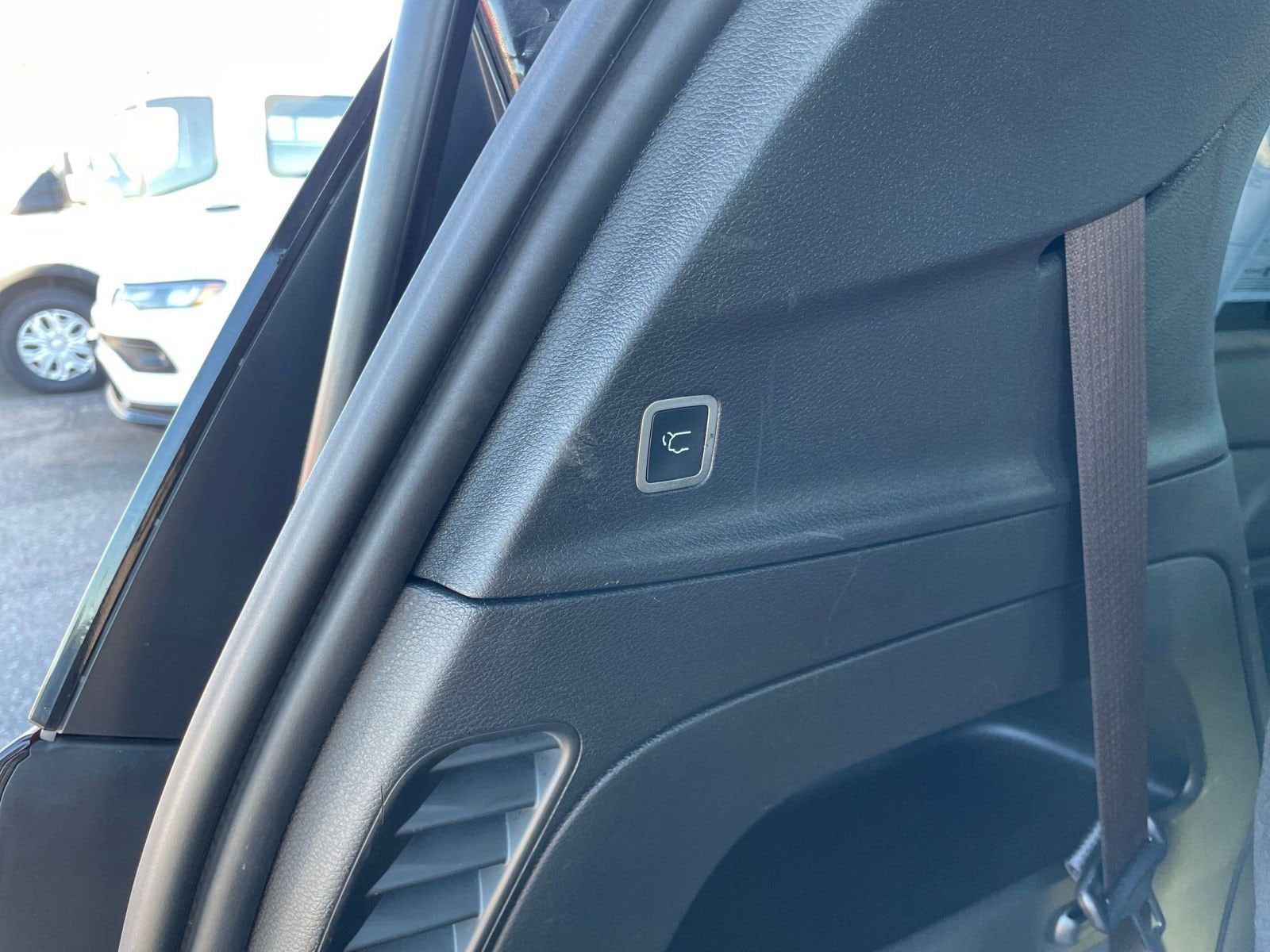 Thumbnail: 2025 Chrysler Pacifica - 23