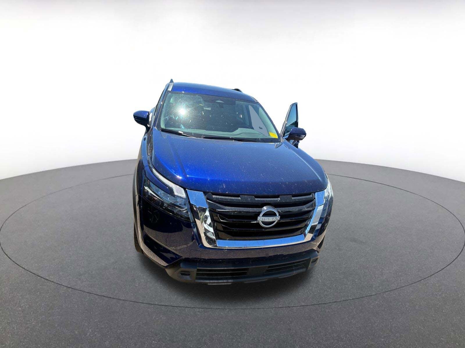 Thumbnail: 2025 Nissan Pathfinder - 4