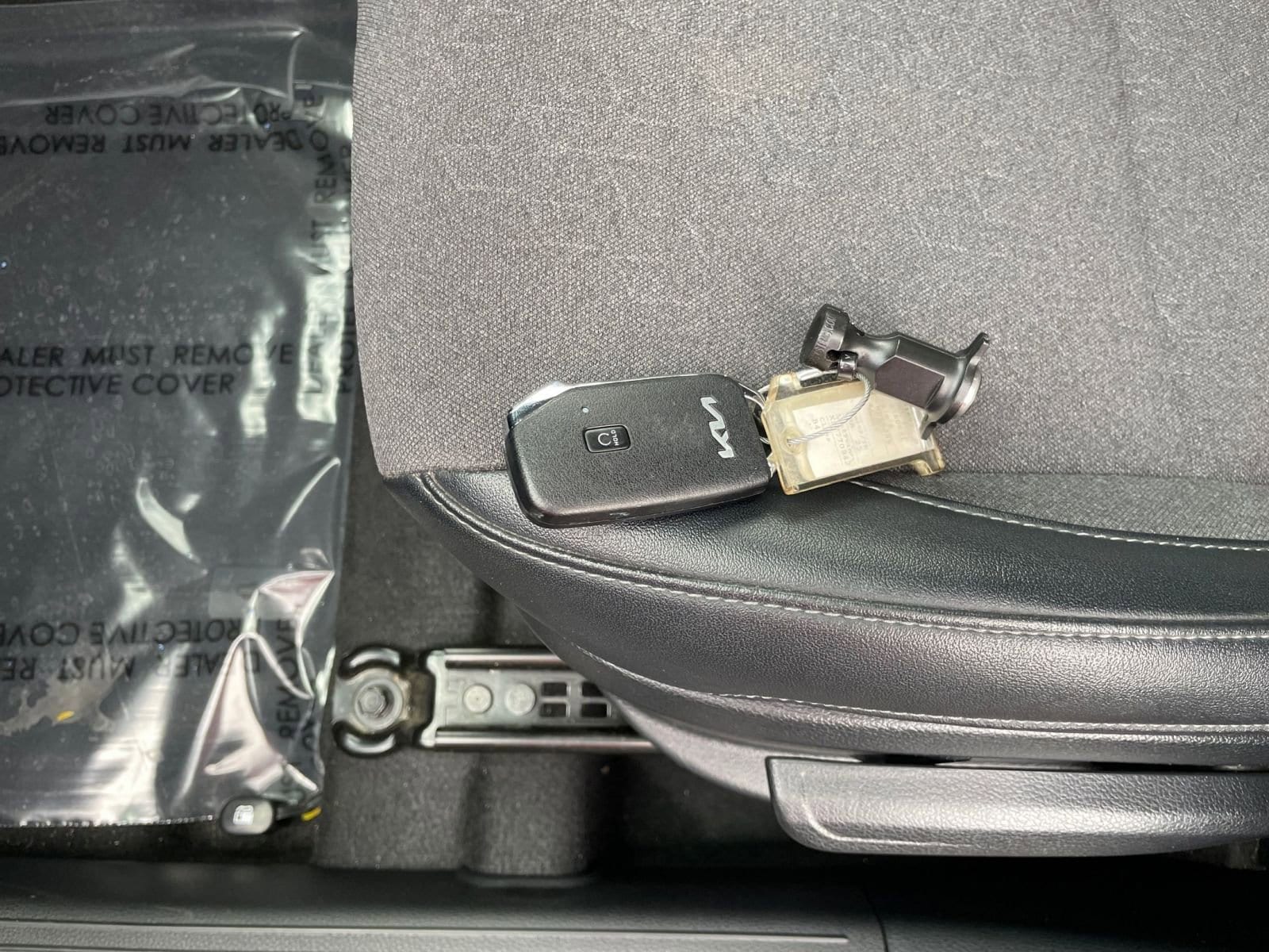 Thumbnail: 2025 Kia Seltos - 25