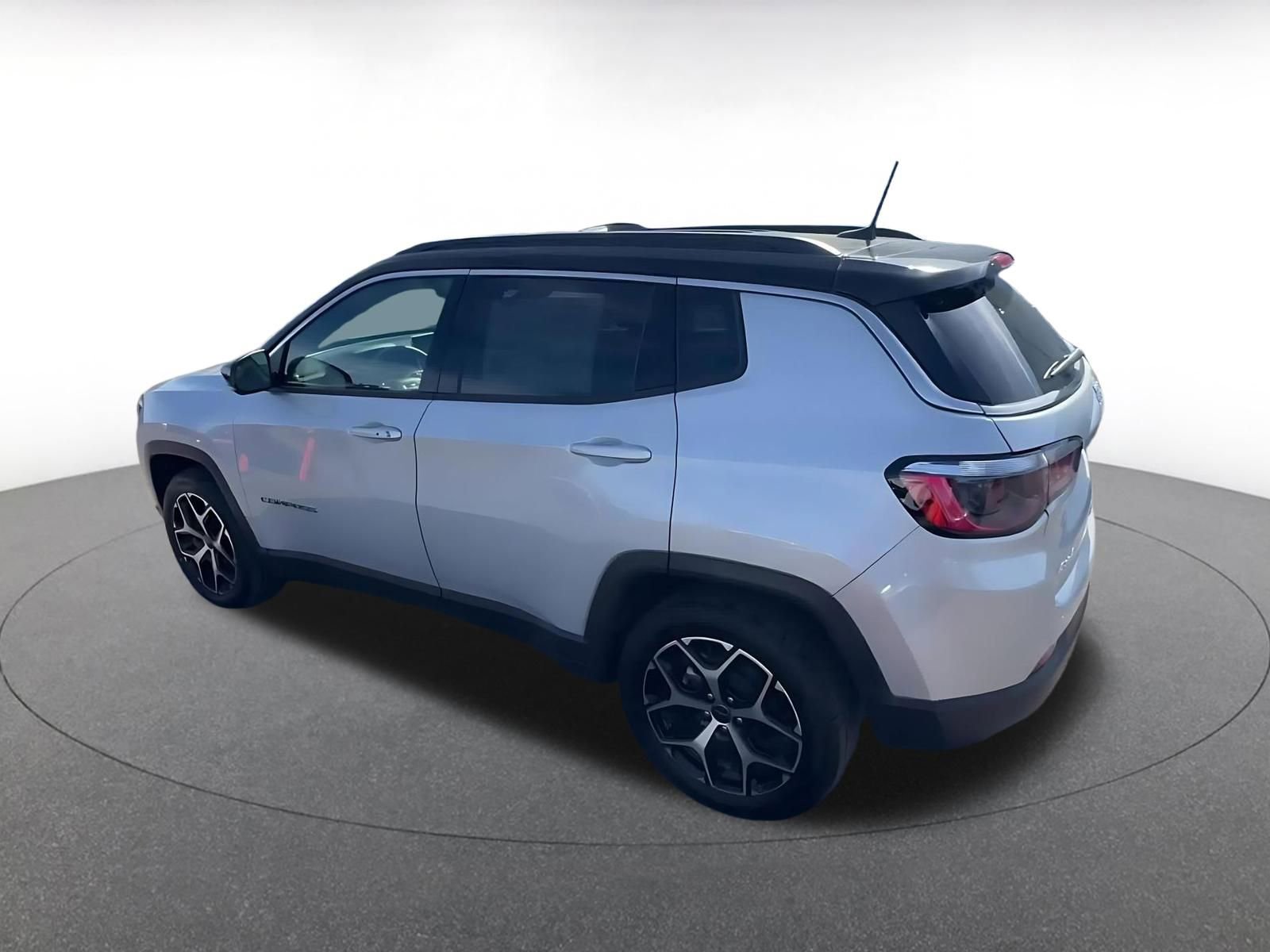 Thumbnail: 2025 Jeep Compass - 10