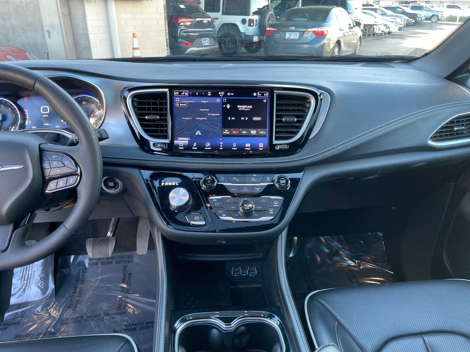 Thumbnail: 2025 Chrysler Pacifica - 17