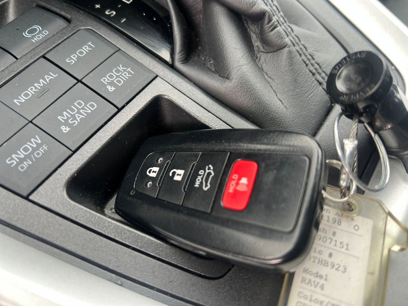 Thumbnail: 2025 Toyota RAV4 - 23