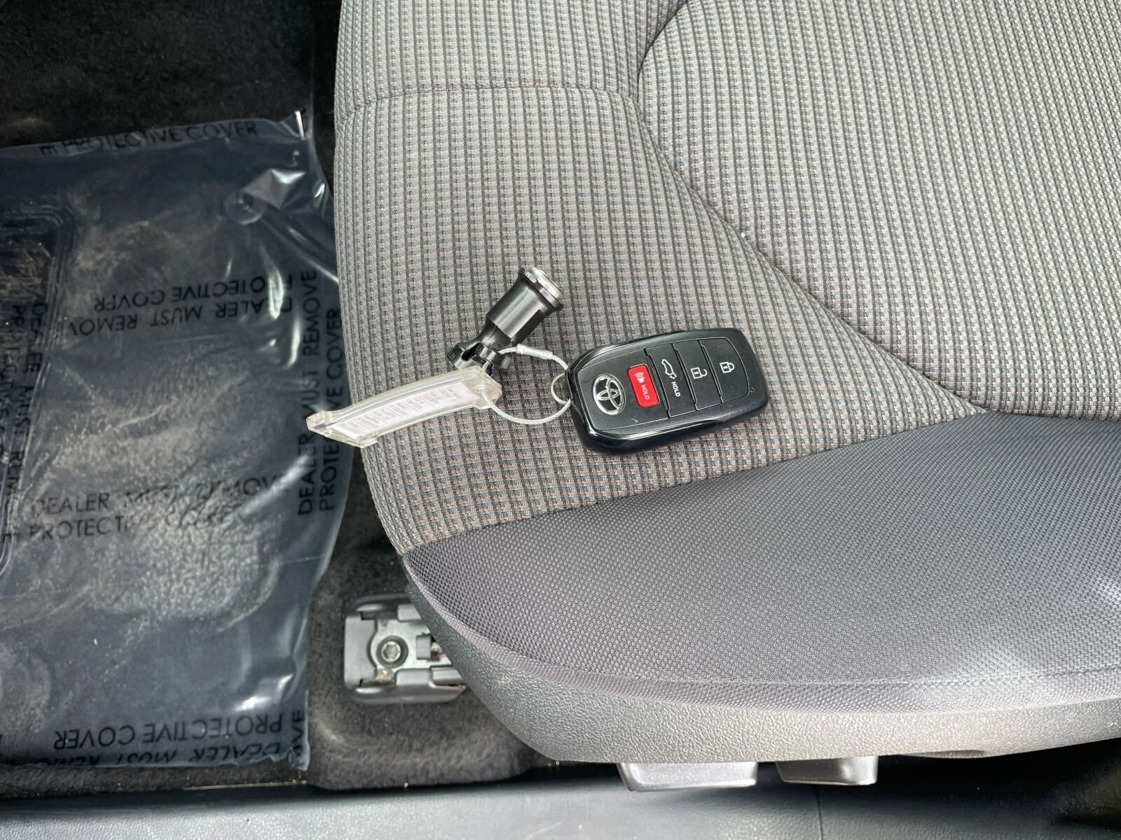 Thumbnail: 2025 Toyota Highlander - 21