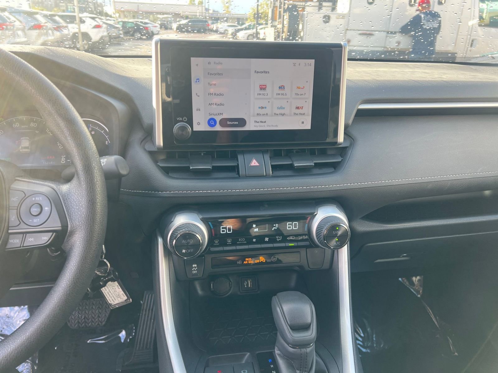 Thumbnail: 2025 Toyota RAV4 - 21