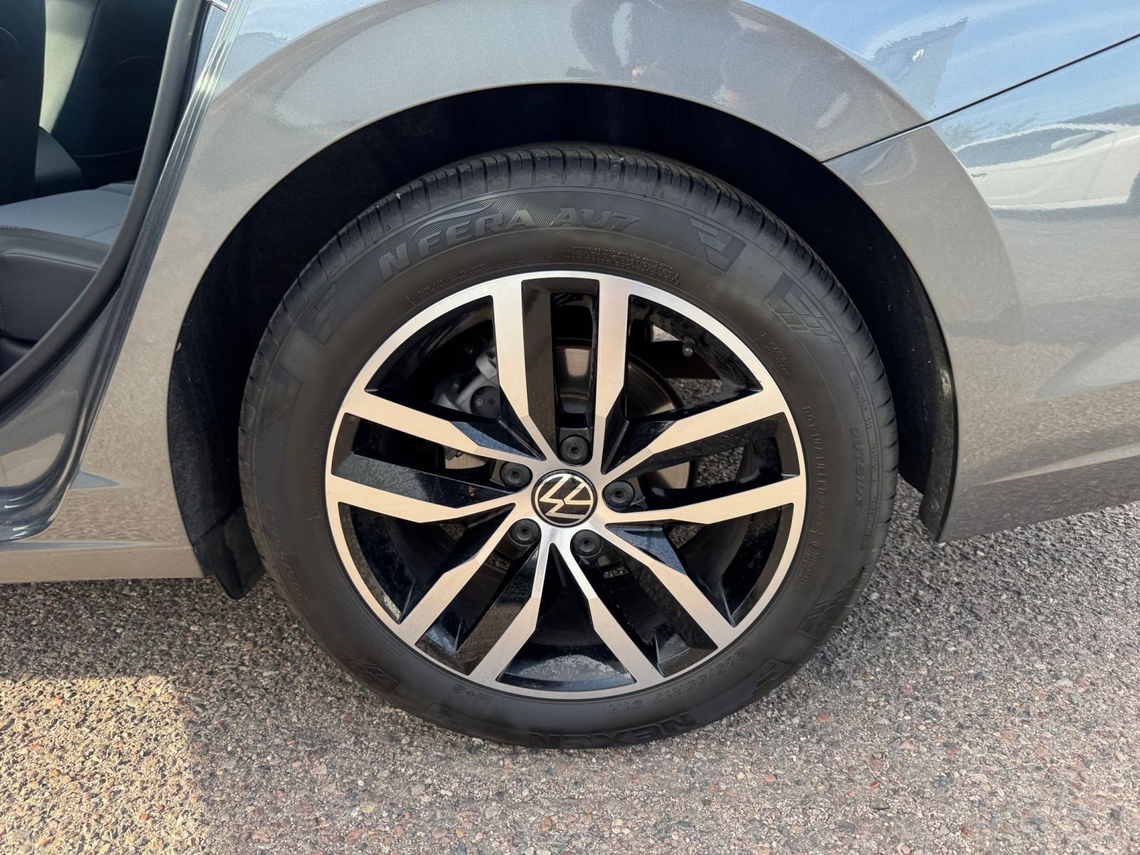 Thumbnail: 2025 Volkswagen Jetta - 29