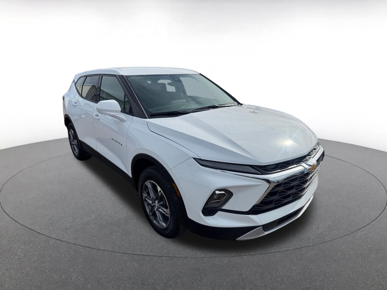 Thumbnail: 2025 Chevrolet Blazer - 1