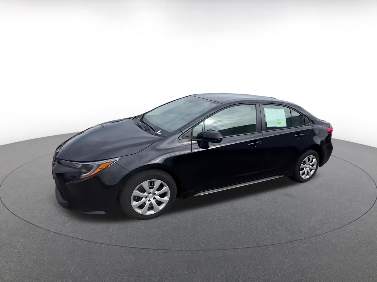 Thumbnail: 2025 Toyota Corolla - 9