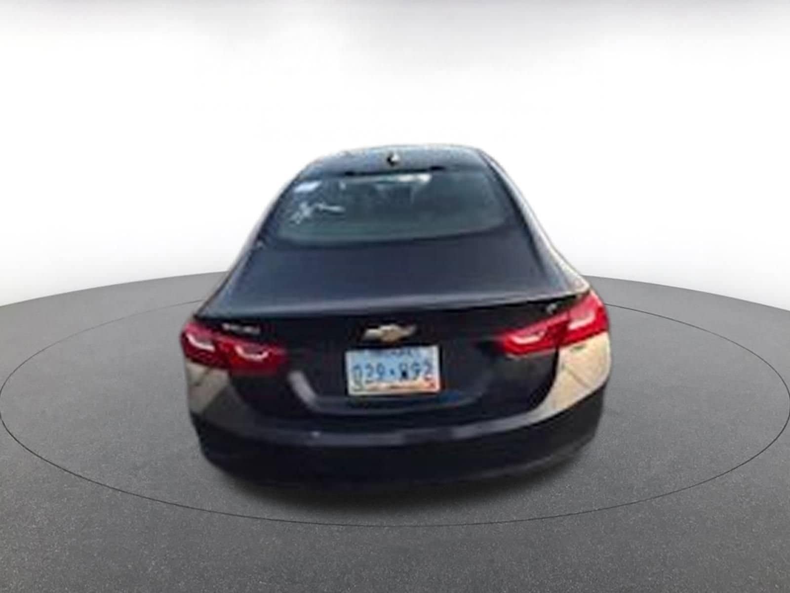 Thumbnail: 2023 Chevrolet Malibu - 4