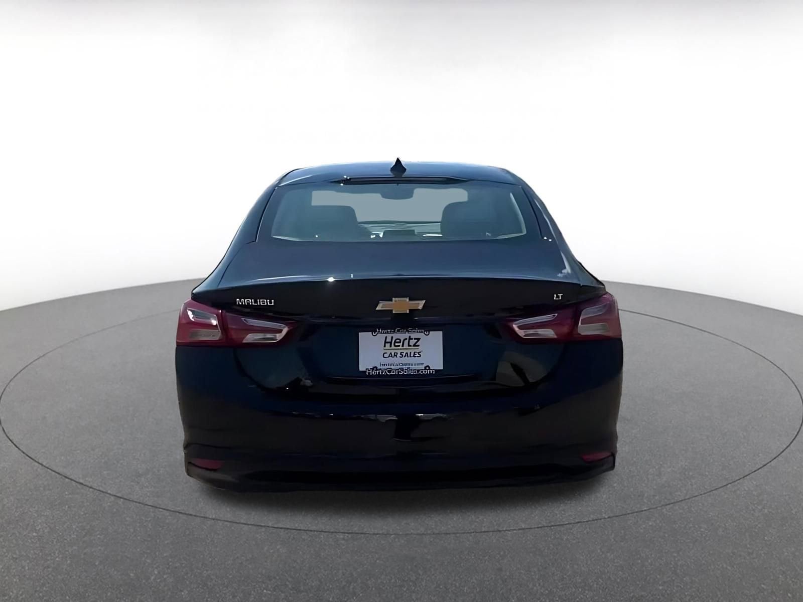 Thumbnail: 2024 Chevrolet Malibu - 12