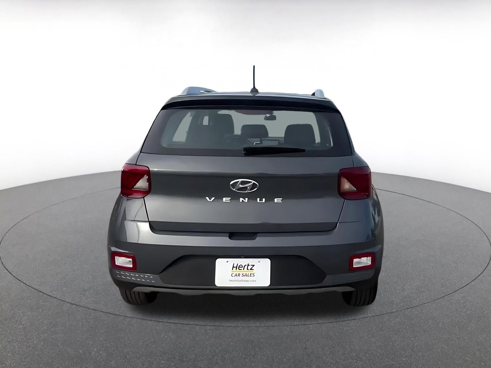 Thumbnail: 2023 Hyundai Venue - 12