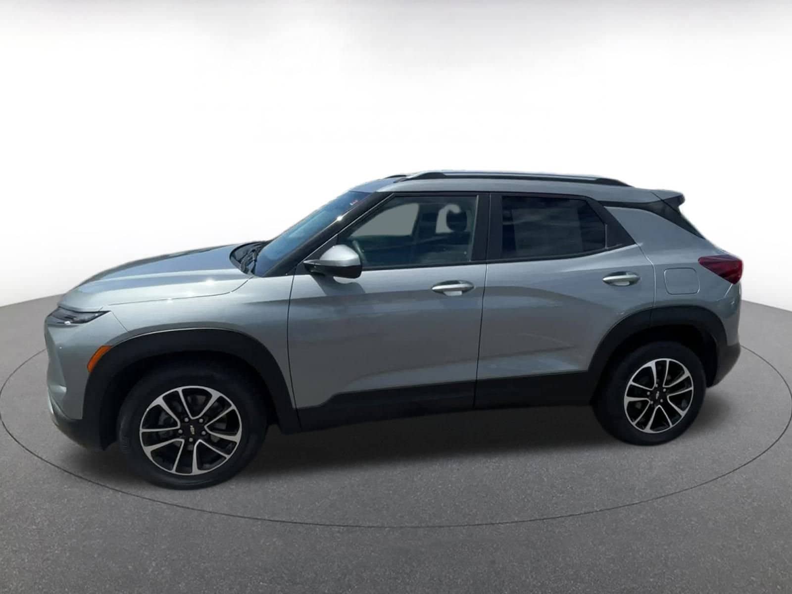 Thumbnail: 2024 Chevrolet TrailBlazer - 8