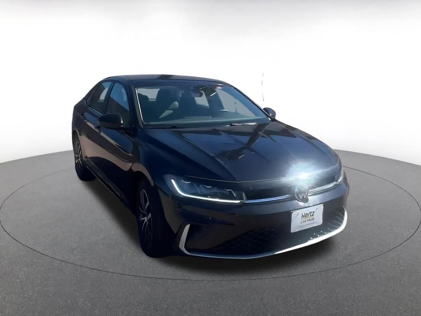 Thumbnail: 2025 Volkswagen Jetta - 3