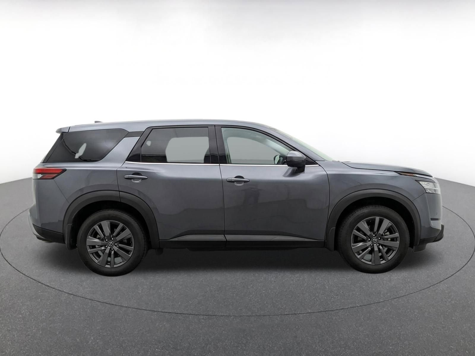 Thumbnail: 2025 Nissan Pathfinder - 10