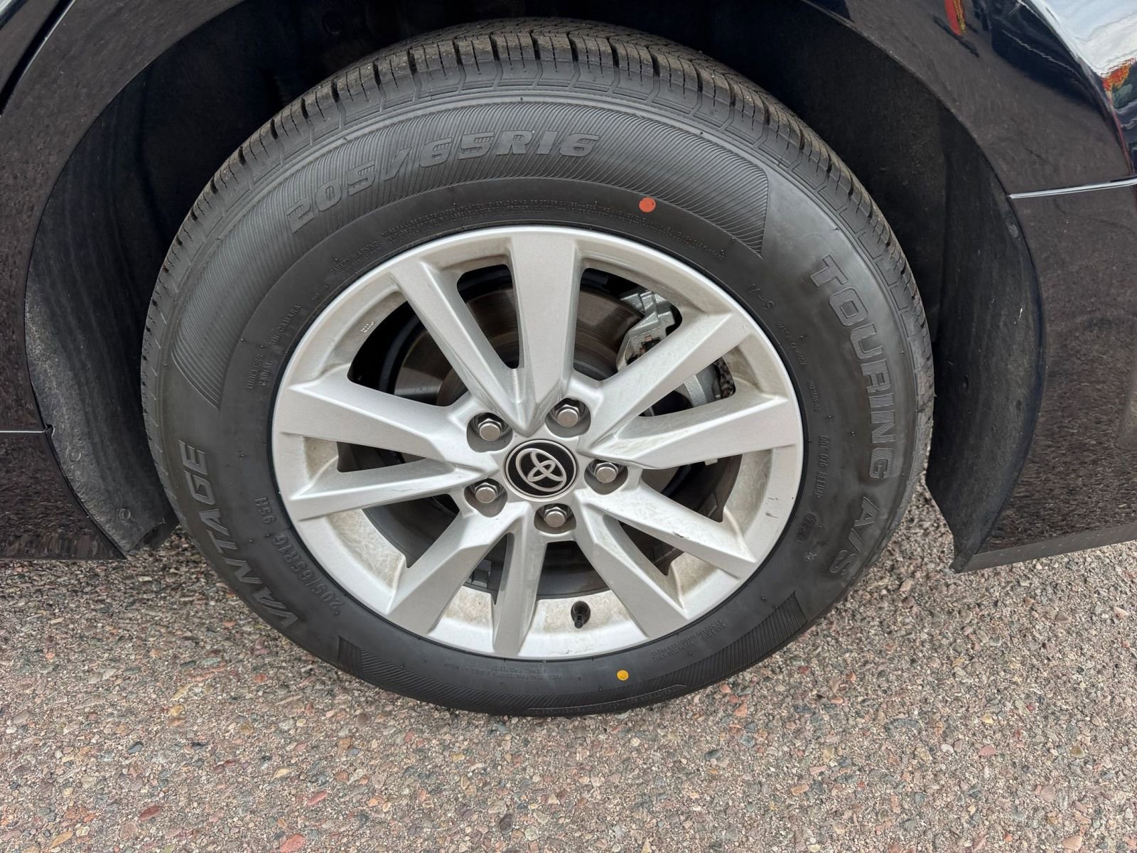 Thumbnail: 2025 Toyota Camry - 28