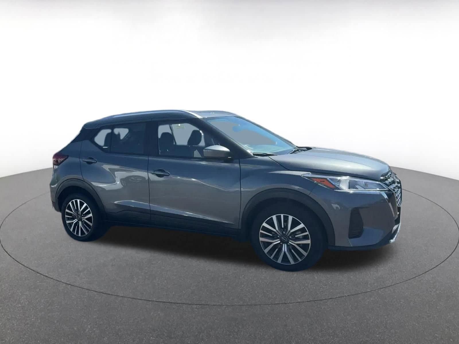 Thumbnail: 2024 Nissan Kicks - 2