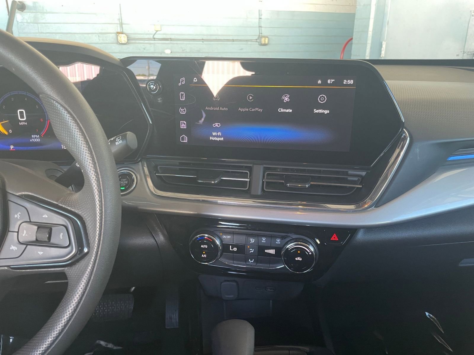 Thumbnail: 2025 Chevrolet Trax - 21