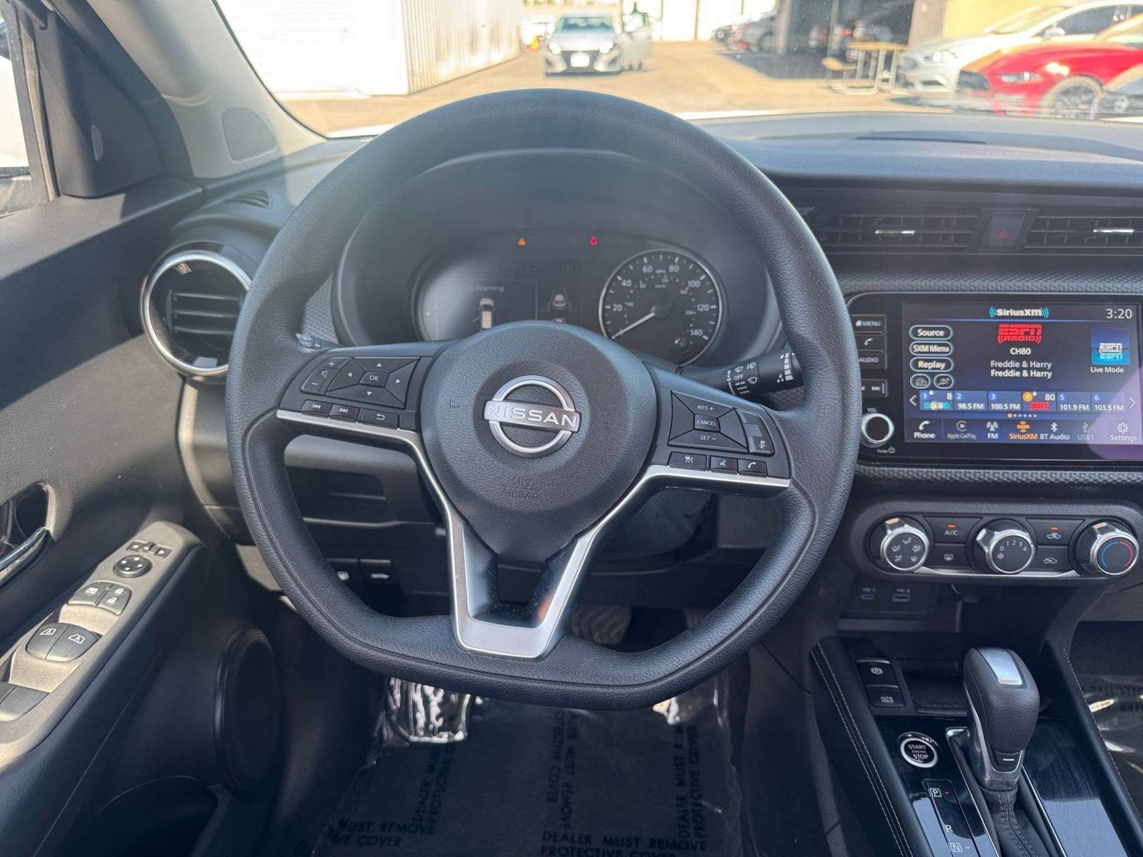 Thumbnail: 2024 Nissan Kicks - 25