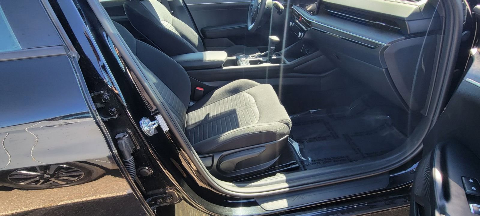 Thumbnail: 2025 Kia K5 - 10