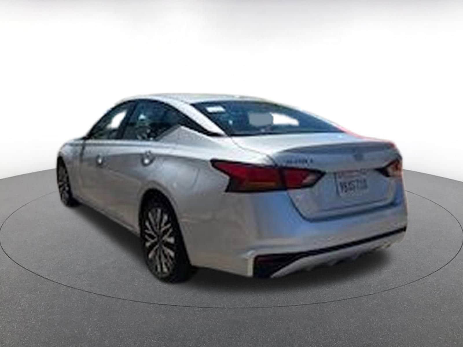 Thumbnail: 2023 Nissan Altima - 5