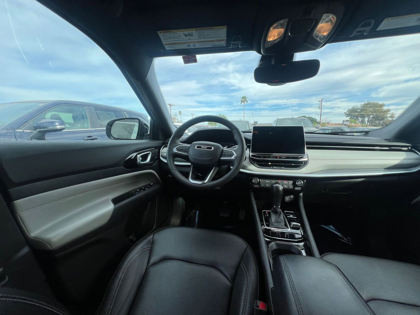 Thumbnail: 2025 Jeep Compass - 34