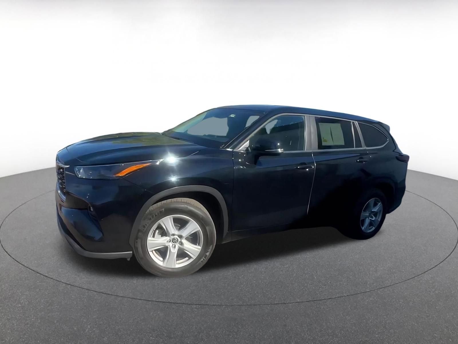 Thumbnail: 2025 Toyota Highlander - 10