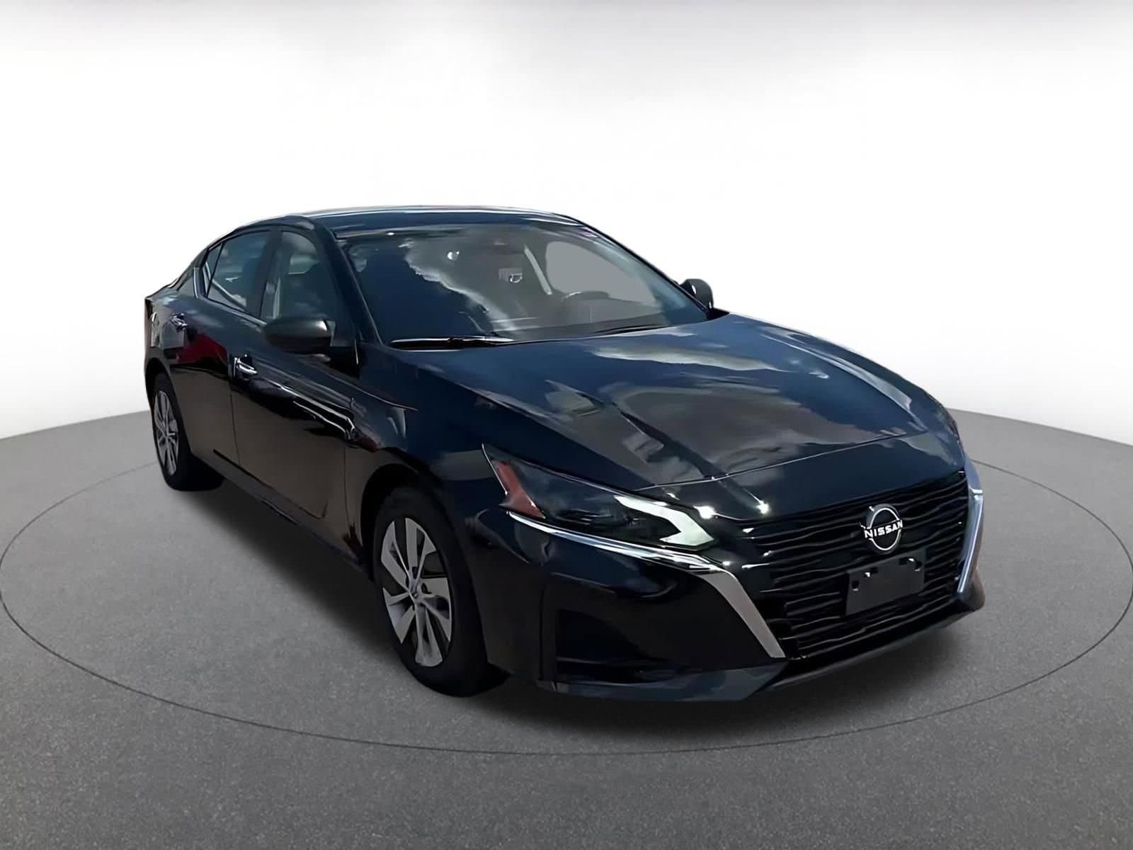 Thumbnail: 2024 Nissan Altima - 2