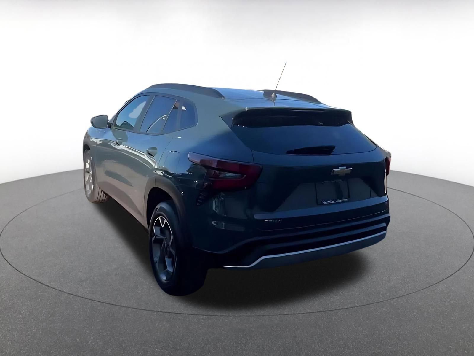 Thumbnail: 2025 Chevrolet Trax - 4