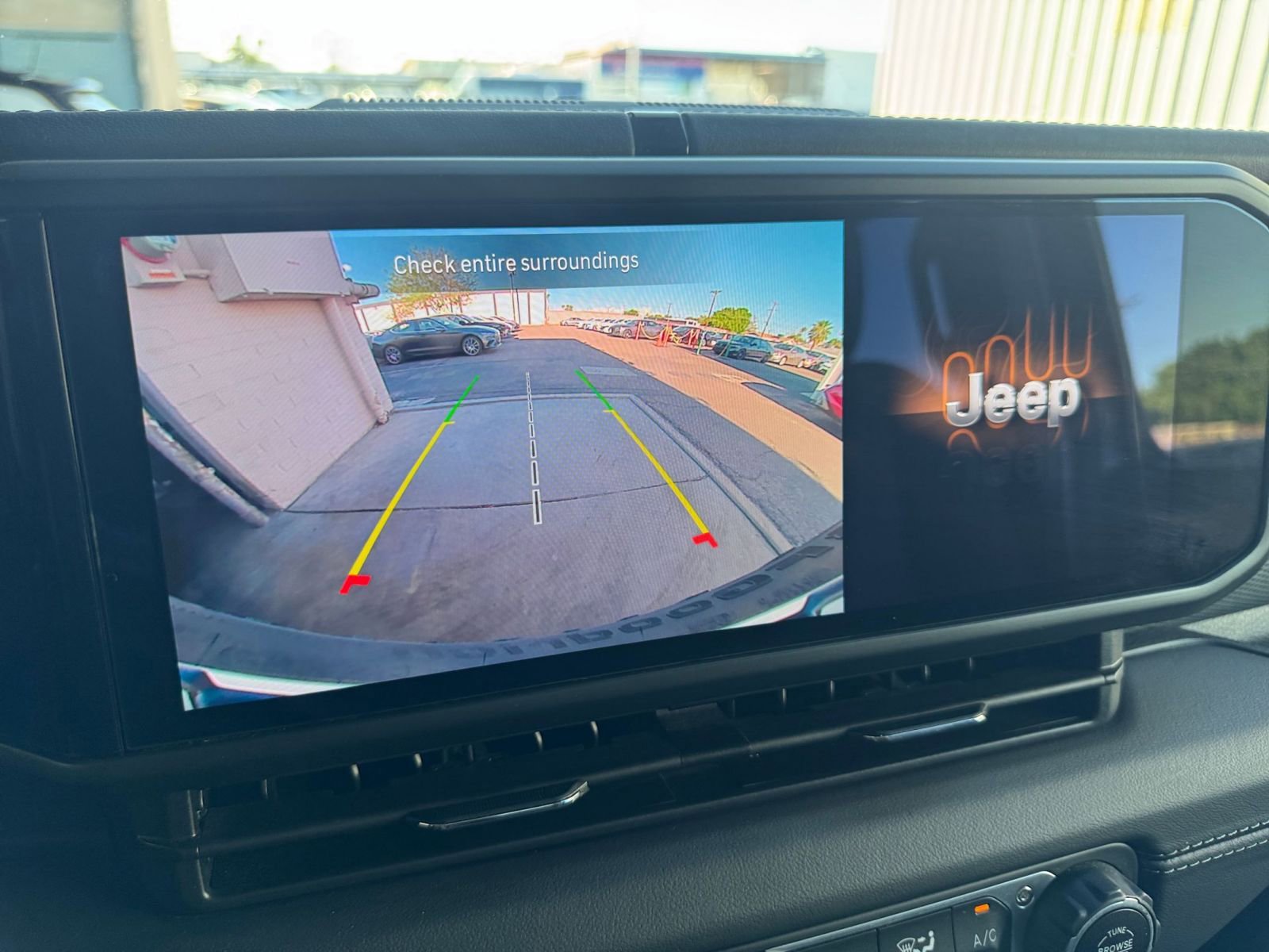 Thumbnail: 2025 Jeep Wrangler - 17