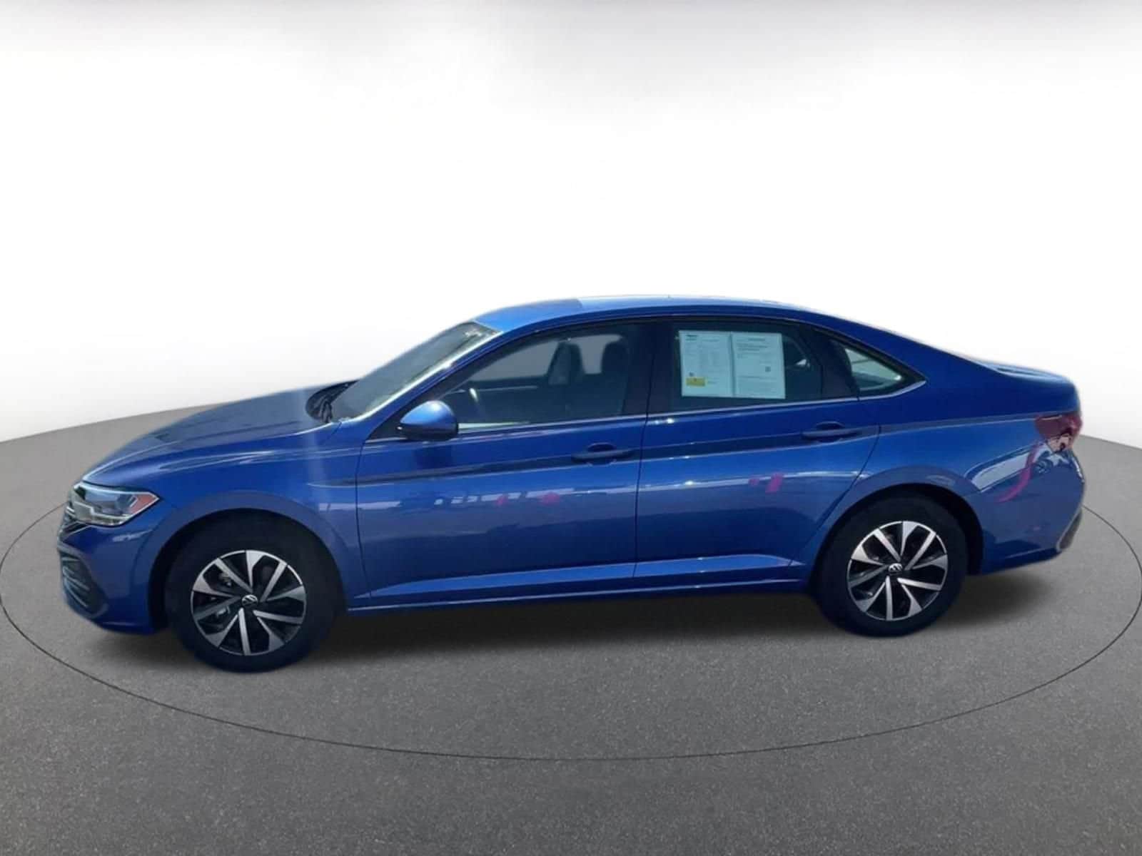 Thumbnail: 2024 Volkswagen Jetta - 8