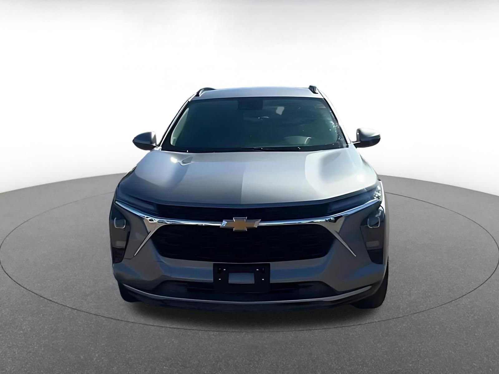 Thumbnail: 2025 Chevrolet Trax - 4