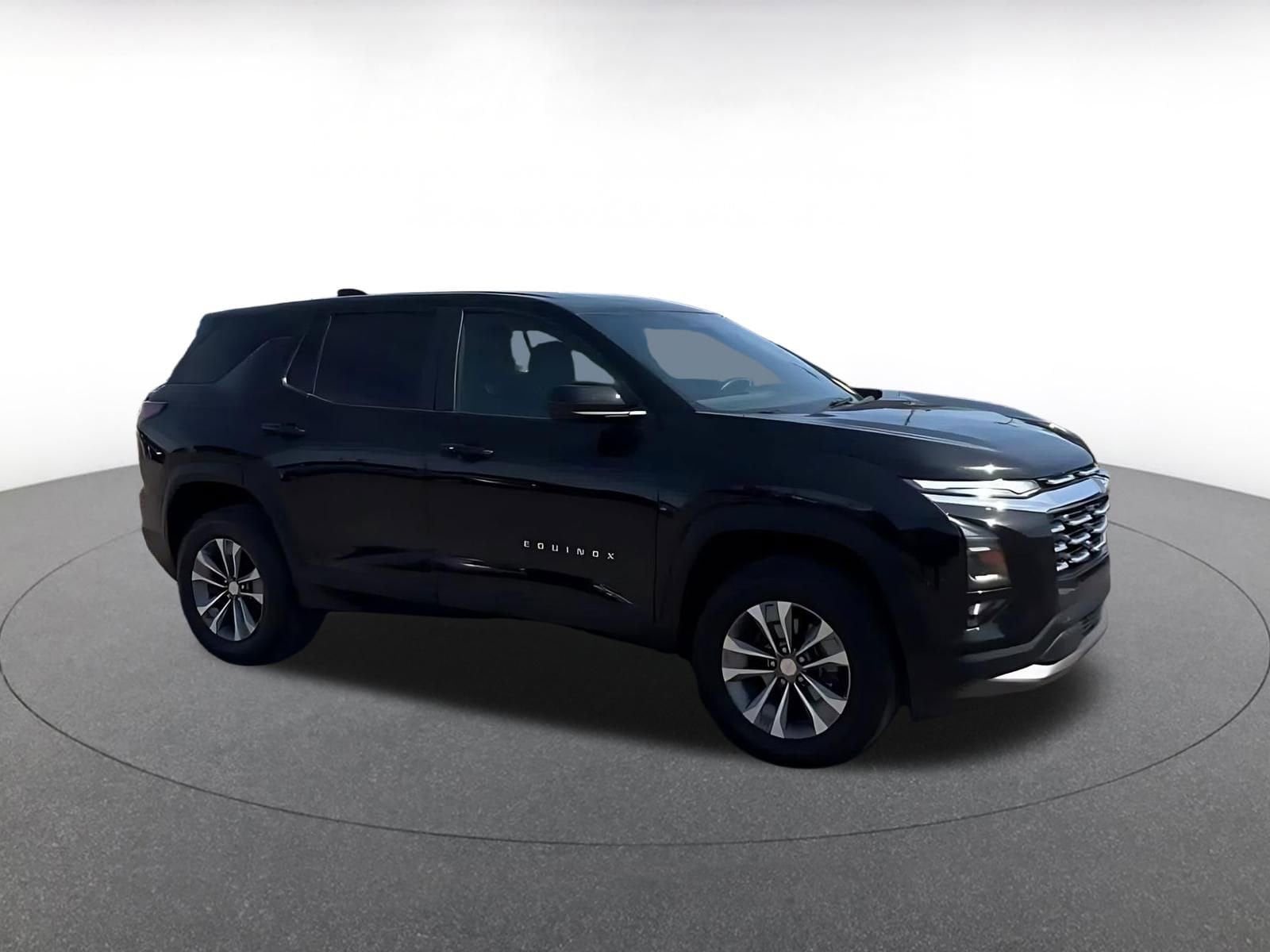 Thumbnail: 2025 Chevrolet Equinox - 2