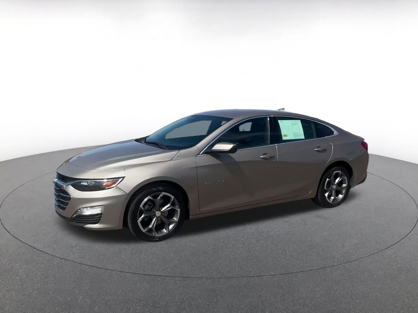 Thumbnail: 2023 Chevrolet Malibu - 8