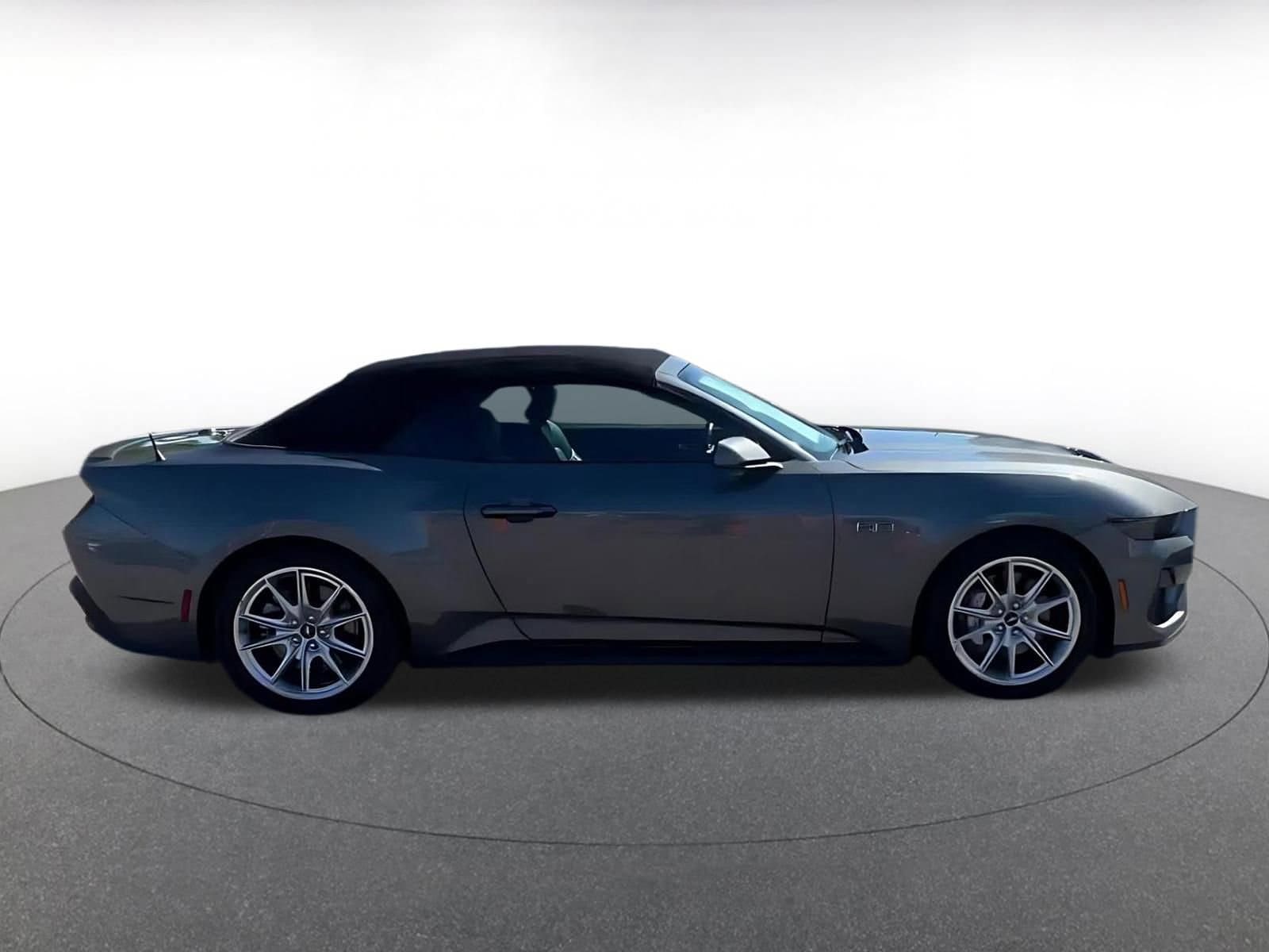 Thumbnail: 2025 Ford Mustang - 15