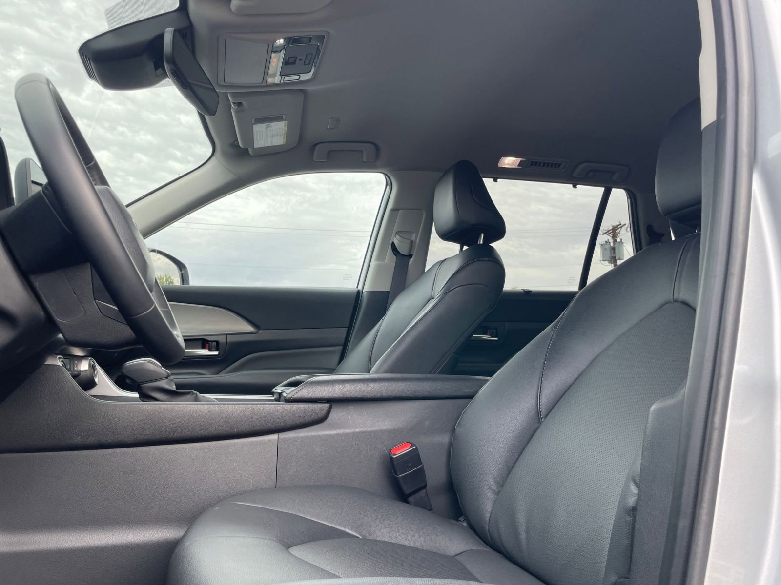 Thumbnail: 2025 Toyota Grand Highlander - 28