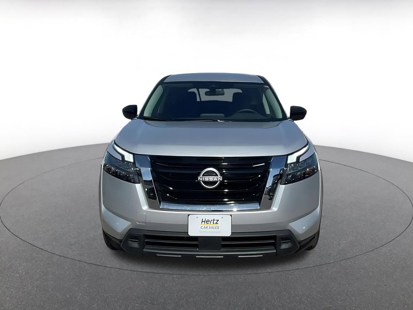 2024 Nissan Pathfinder S 5