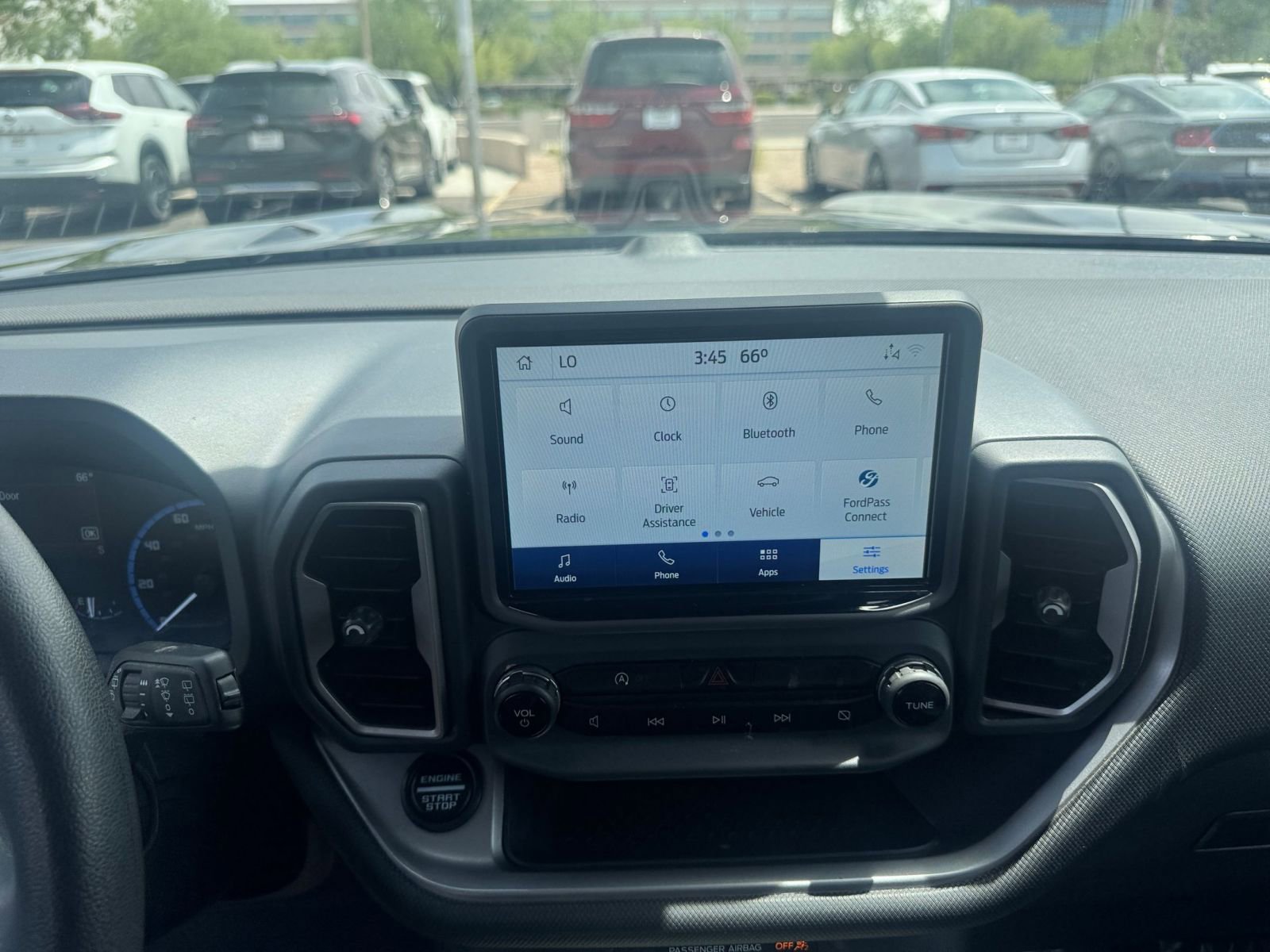 Thumbnail: 2022 Ford Bronco Sport - 18