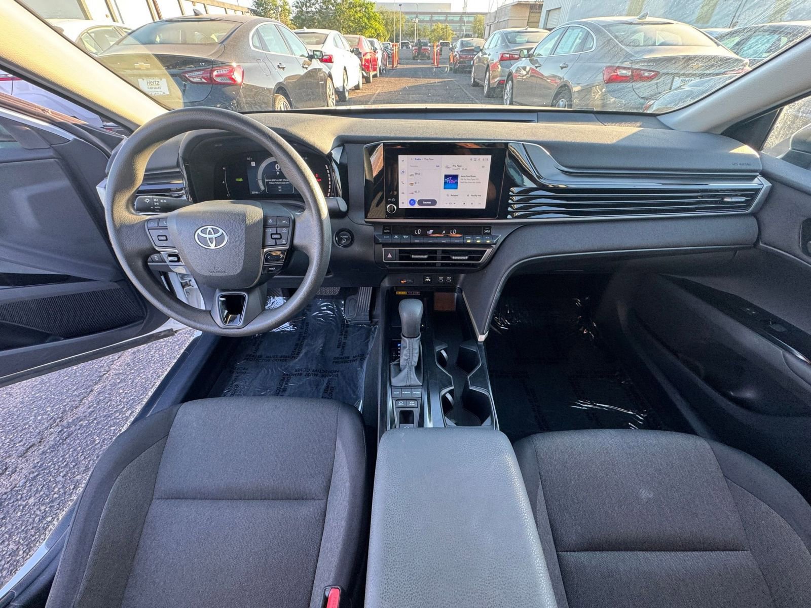 Thumbnail: 2025 Toyota Camry - 31