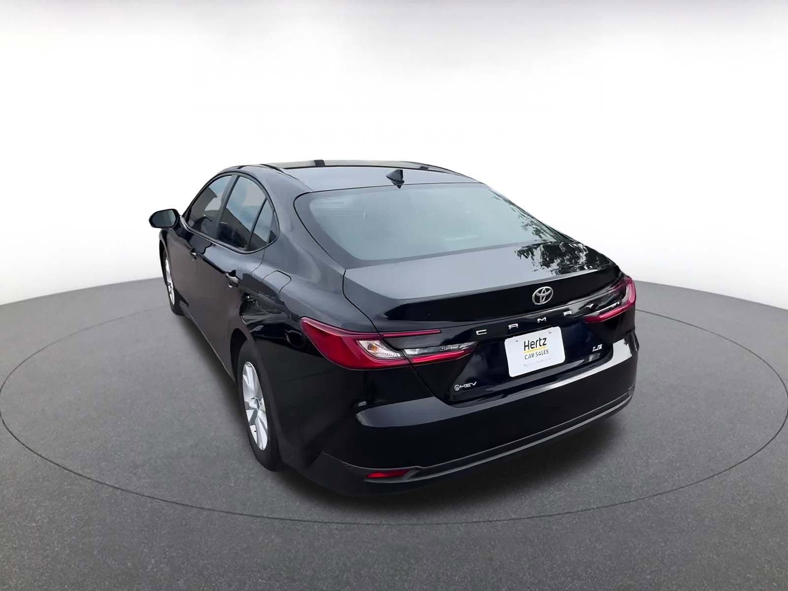 Thumbnail: 2025 Toyota Camry - 11