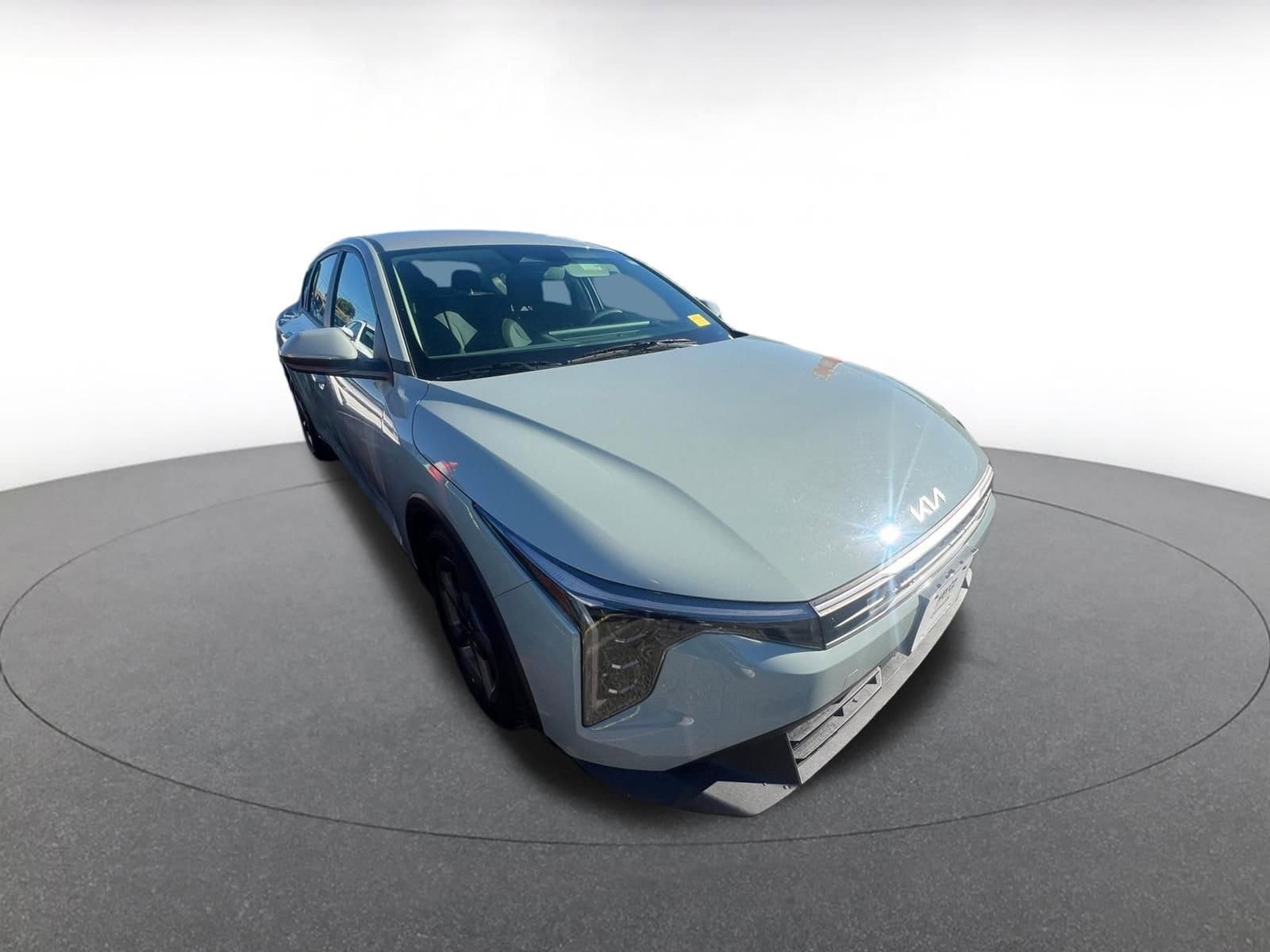 Thumbnail: 2025 Kia K4 - 1