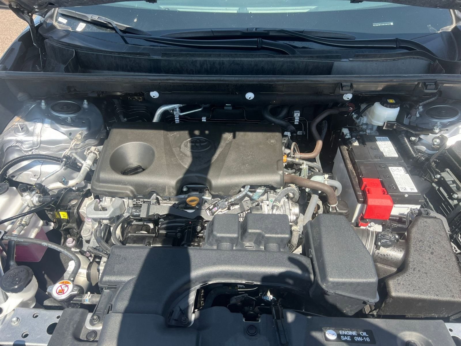 2024 Toyota RAV4 XLE 32